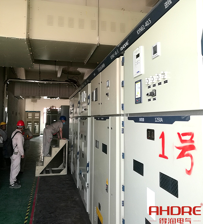 鳳陽珍珠水泥35KV高壓柜現(xiàn)場圖 鳳陽珍珠水泥35KV高壓柜現(xiàn)場圖