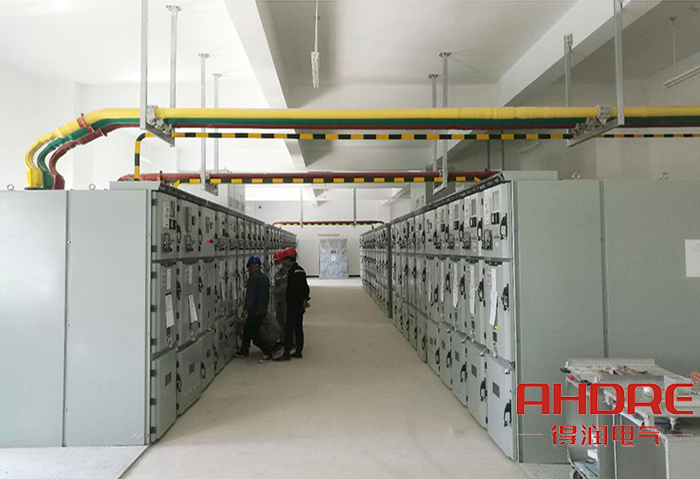 高壓柜現(xiàn)場(chǎng)圖.jpg 高壓柜現(xiàn)場(chǎng)圖.jpg