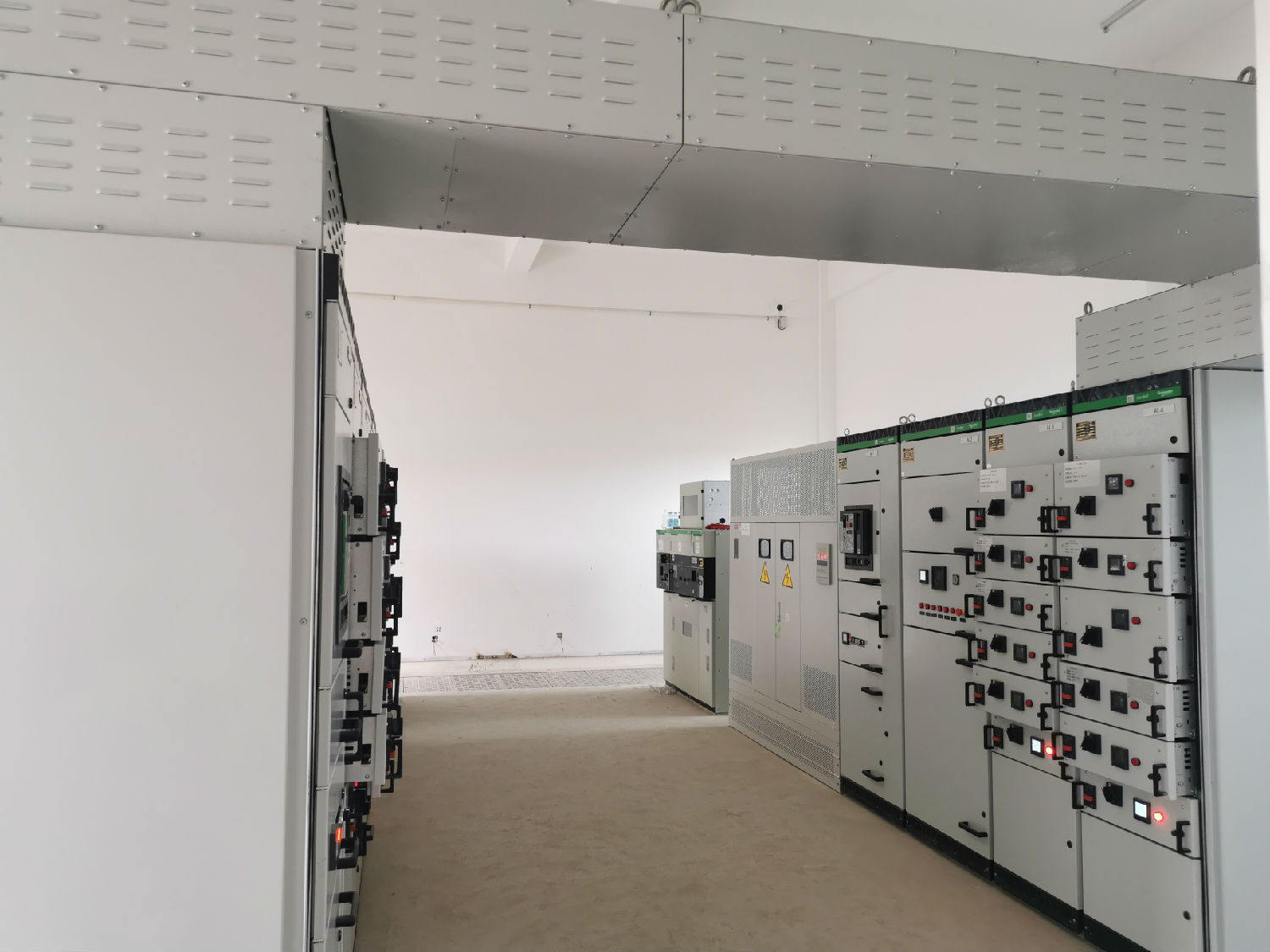 得潤電氣廬江機場項目配電設備 得潤電氣廬江機場項目配電設備