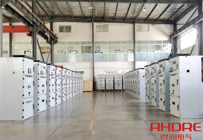 高壓開關(guān)柜.jpg 高壓開關(guān)柜.jpg