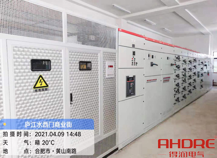 水西門(mén)商業(yè)街低壓柜項(xiàng)目現(xiàn)場(chǎng)圖.jpg 水西門(mén)商業(yè)街低壓柜項(xiàng)目現(xiàn)場(chǎng)圖.jpg