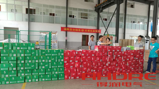 安徽得潤電氣 高低壓開關(guān)柜 變頻柜 咨詢熱線4000551777 安徽得潤電氣 高低壓開關(guān)柜 變頻柜 咨詢熱線4000551777