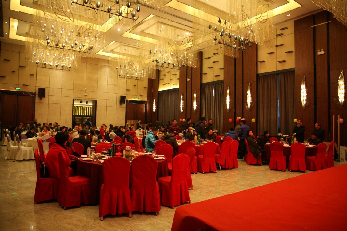 安徽得潤電氣2016迎新晚會(m.apple-st.cn)全國統(tǒng)一客服熱線:400-0551-777 安徽得潤電氣2016迎新晚會(m.apple-st.cn)全國統(tǒng)一客服熱線:400-0551-777