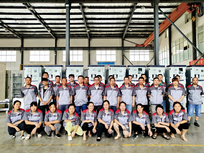 洋溢著幸福的得潤(rùn)人 洋溢著幸福的得潤(rùn)人