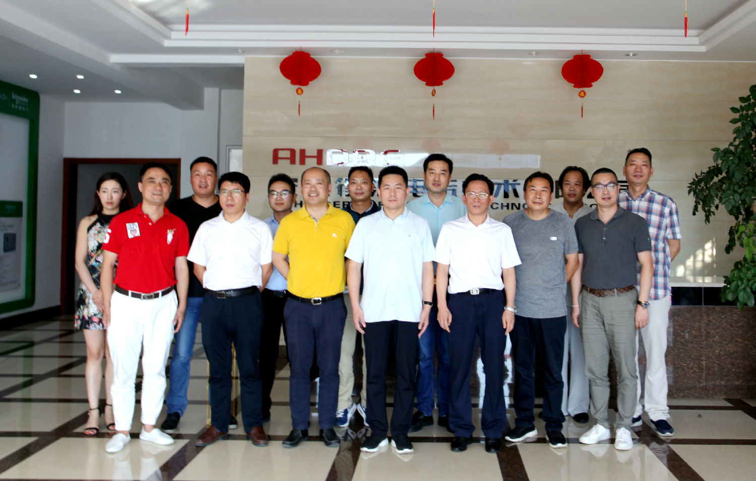 安徽得潤電氣 成套高低壓開關(guān)柜 廠家 電話:400-0551-777 qq:3176885416 安徽得潤電氣 成套高低壓開關(guān)柜 廠家 電話:400-0551-777 qq:3176885416