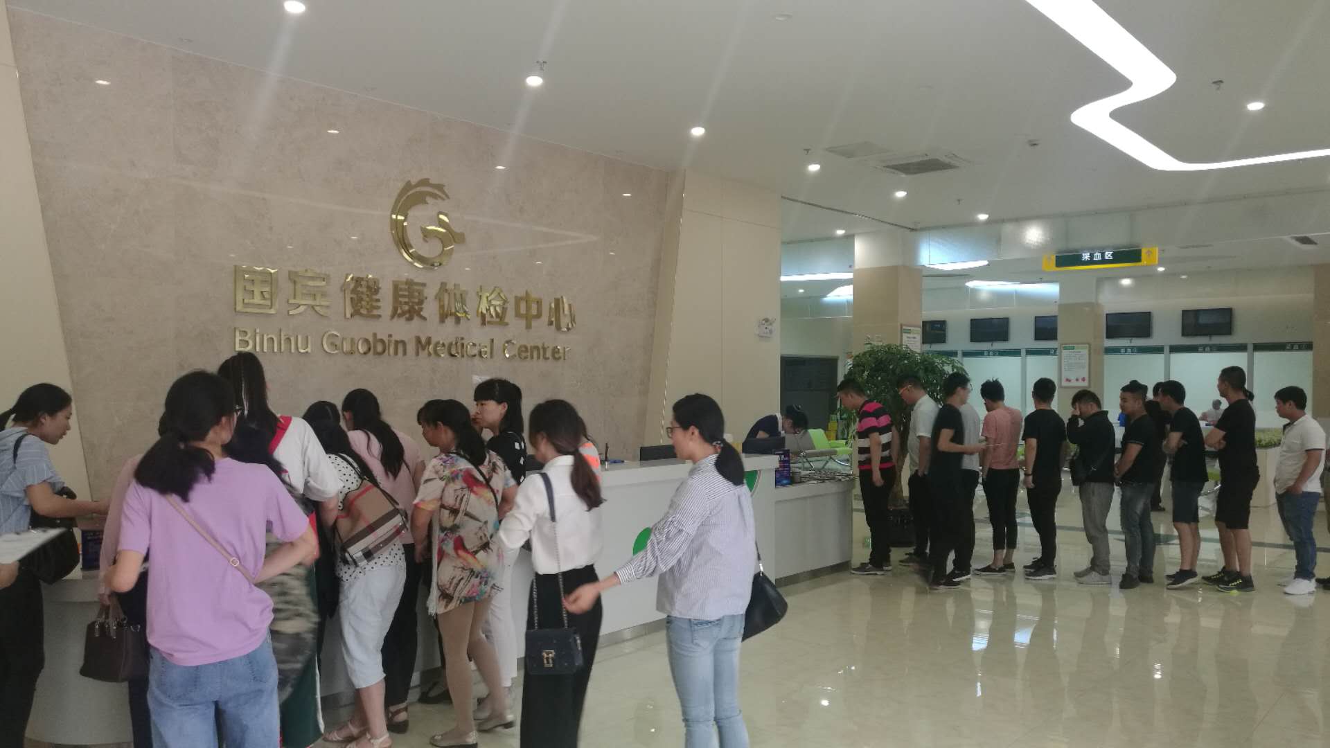 安徽得潤(rùn)電氣 成套高低壓開關(guān)柜廠家 報(bào)價(jià) 電話:400-0551-777 qq:3176885416 安徽得潤(rùn)電氣 成套高低壓開關(guān)柜廠家 報(bào)價(jià) 電話:400-0551-777 qq:3176885416