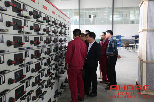 安徽得潤電氣 專業(yè) 研發(fā) 生產(chǎn) 調(diào)試 銷售 高低壓開關(guān)柜 配電柜 廠家 價格 電話:400-0551-777 qq:3176885416 安徽得潤電氣 專業(yè) 研發(fā) 生產(chǎn) 調(diào)試 銷售 高低壓開關(guān)柜 配電柜 廠家 價格 電話:400-0551-777 qq:3176885416