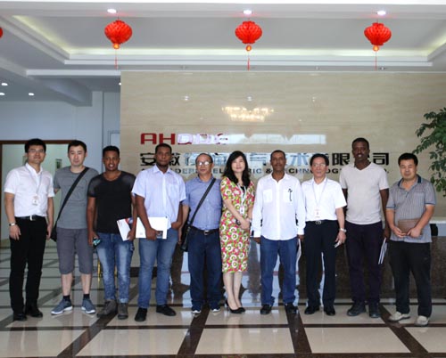 得潤(rùn)電氣 高低壓開關(guān)柜 無功補(bǔ)償 配電柜 旁路柜 環(huán)網(wǎng)柜 咨詢熱線:400-0551-777 qq:3176885416 得潤(rùn)電氣 高低壓開關(guān)柜 無功補(bǔ)償 配電柜 旁路柜 環(huán)網(wǎng)柜 咨詢熱線:400-0551-777 qq:3176885416