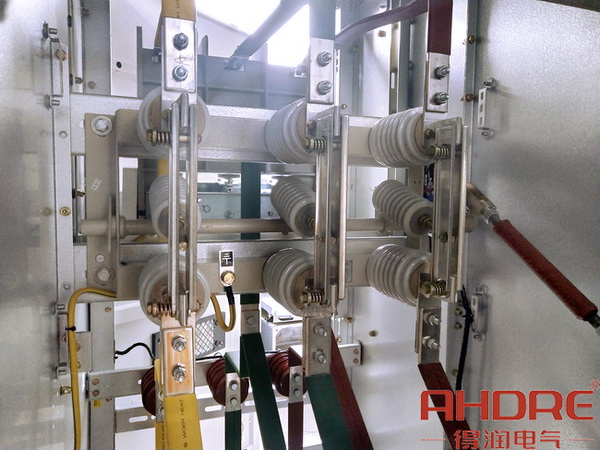 隔離開關實物圖.jpg 隔離開關實物圖.jpg