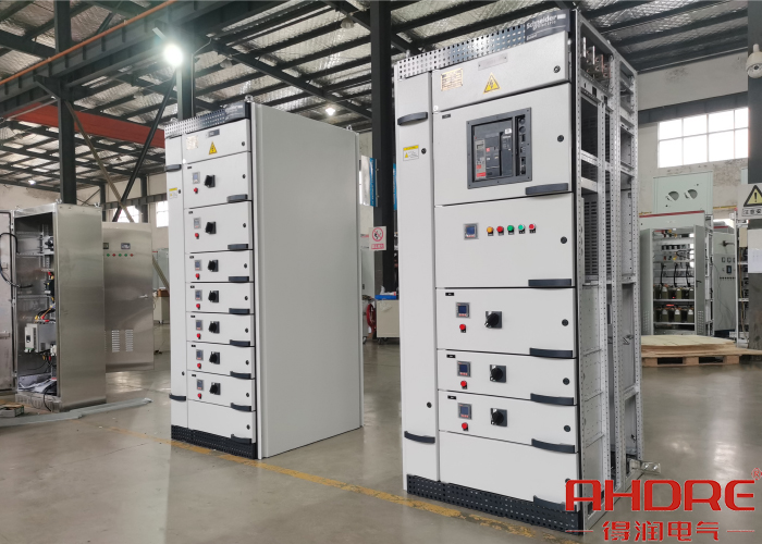 Blokset低壓開關(guān)柜2.jpg Blokset低壓開關(guān)柜2.jpg