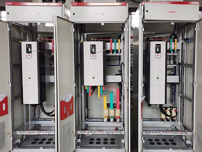 低壓變頻柜.jpg 低壓變頻柜.jpg