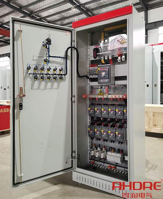 動力柜內(nèi)部結(jié)構(gòu)圖.jpg 動力柜內(nèi)部結(jié)構(gòu)圖.jpg