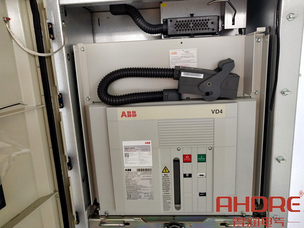 ABB斷路器.jpg ABB斷路器.jpg